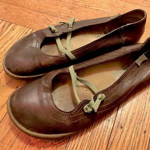 Camper brown flats 38 / 7.5